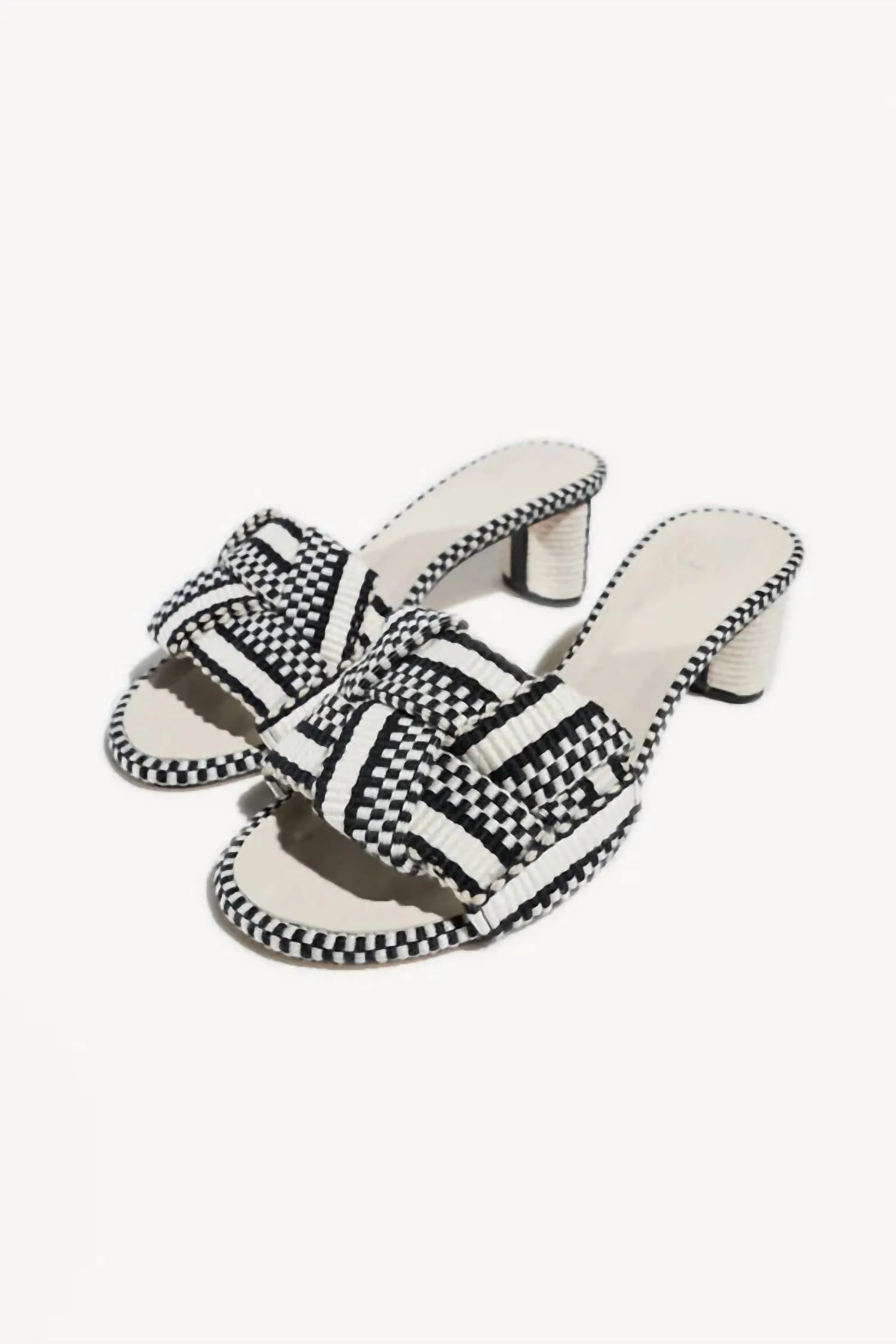 Amambaih - Women's Claudia Mule
