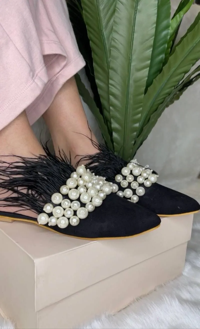 Black Feather Pearl Mules