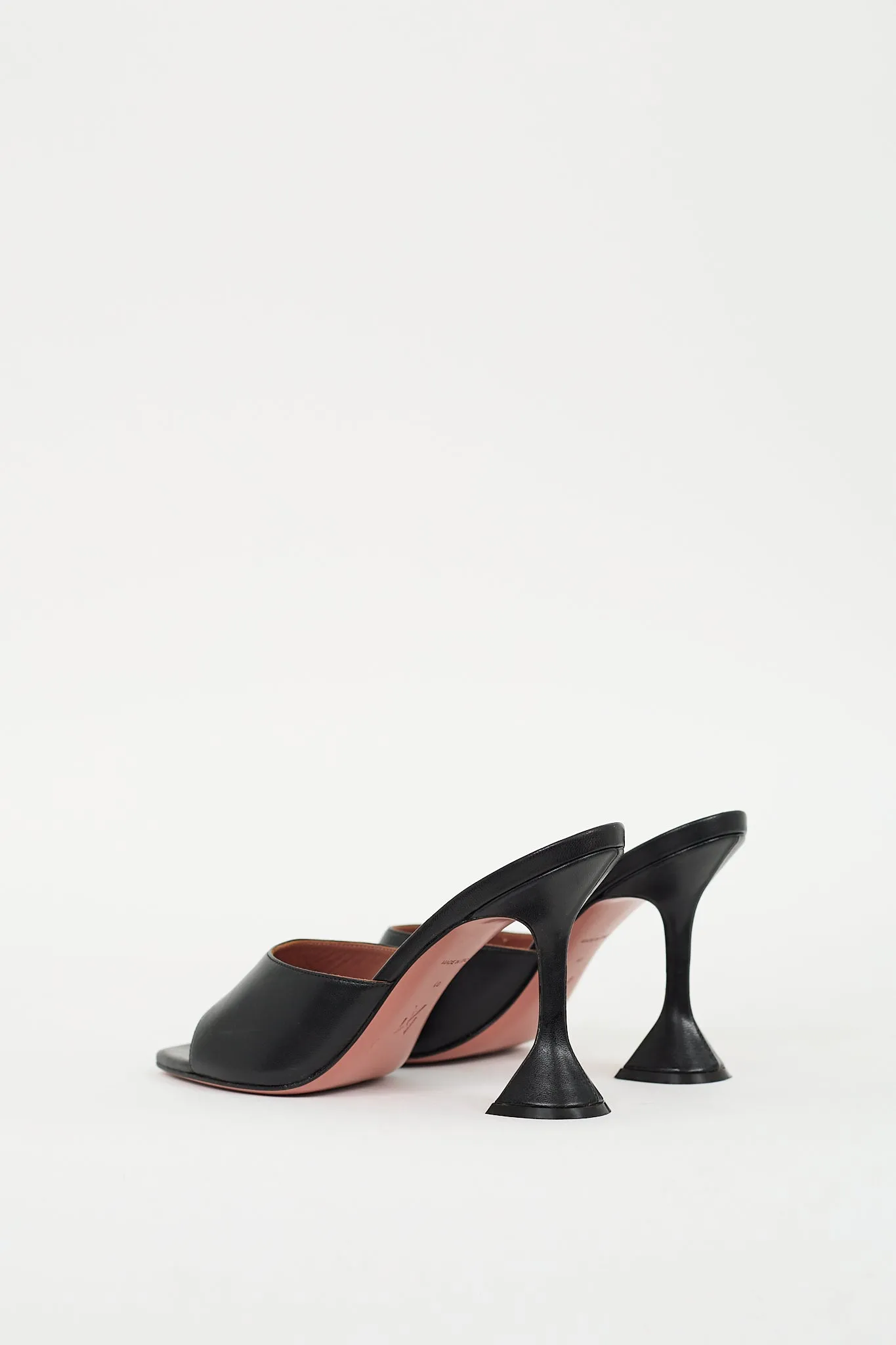 Black Leather Lupita Mule