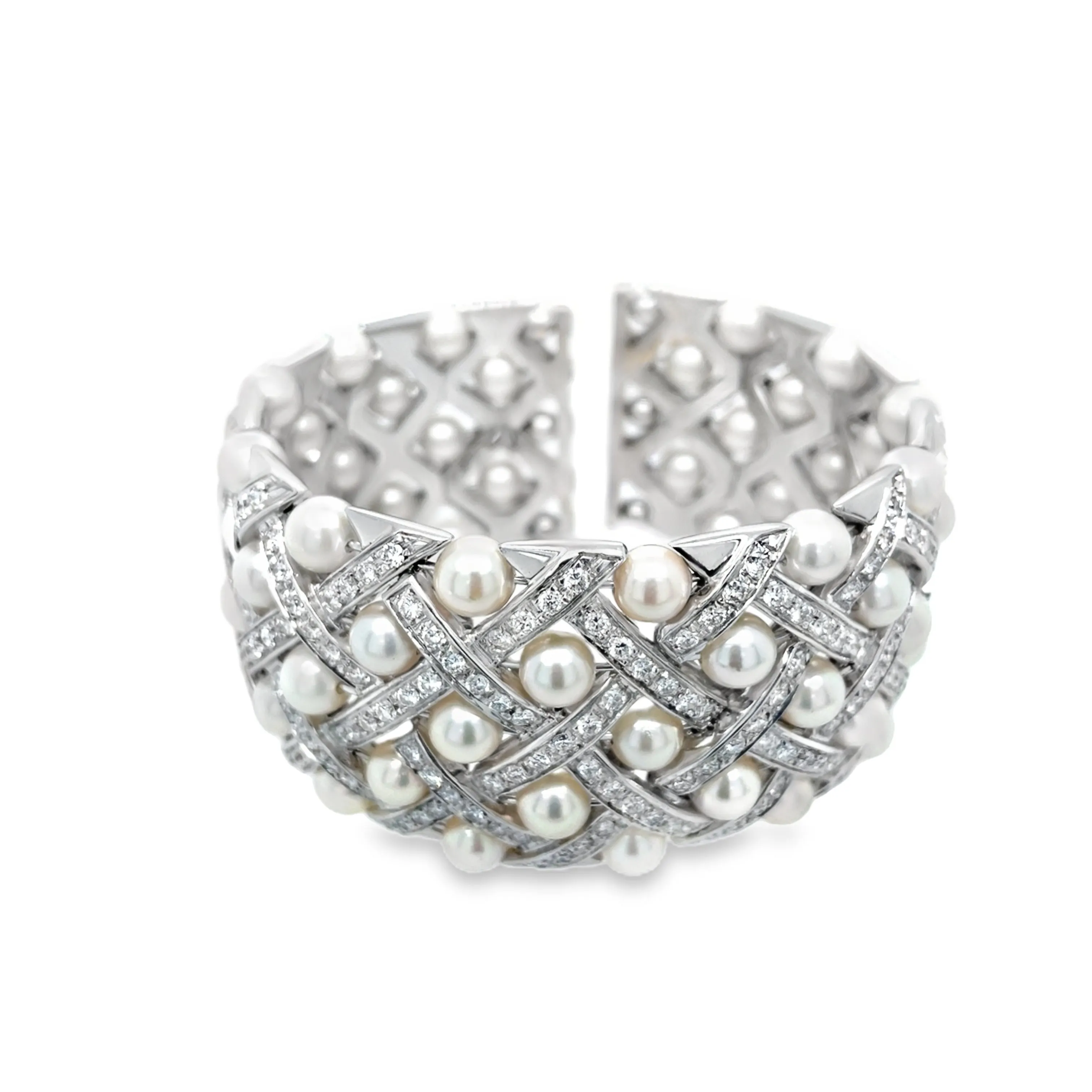 Pearl and Diamond Flexible Cuff