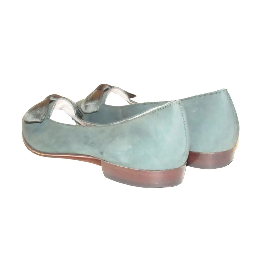 Salvatore Ferragamo 7.5N green suede flats w XL silk bows
