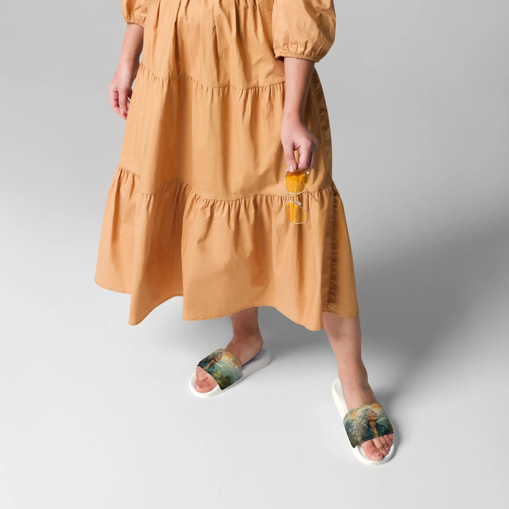 Tranquil Essence Women's slides